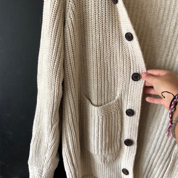 Gap kids cardigan TAN - Picture 2 of 2